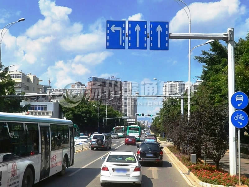 BZG-007，交通標(biāo)志桿，分道標(biāo)志桿