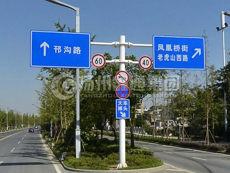 BZG-010，交通標(biāo)志桿，F(xiàn)型雙懸臂標(biāo)志桿