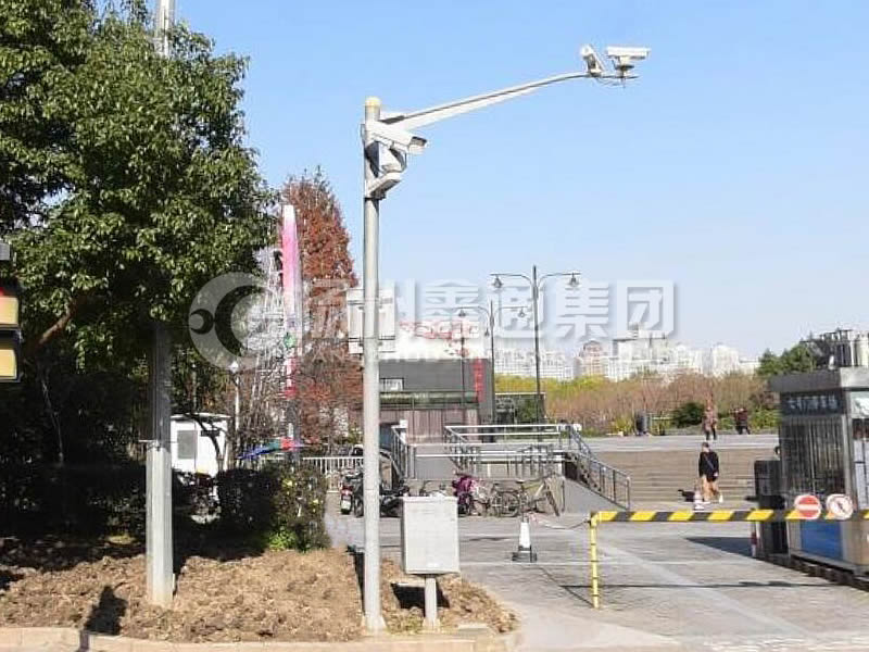DJG-024，電子警察桿，治安監(jiān)控桿