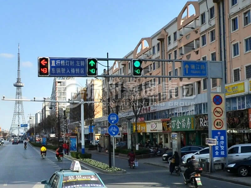 XHDG-022，框架信號(hào)燈桿